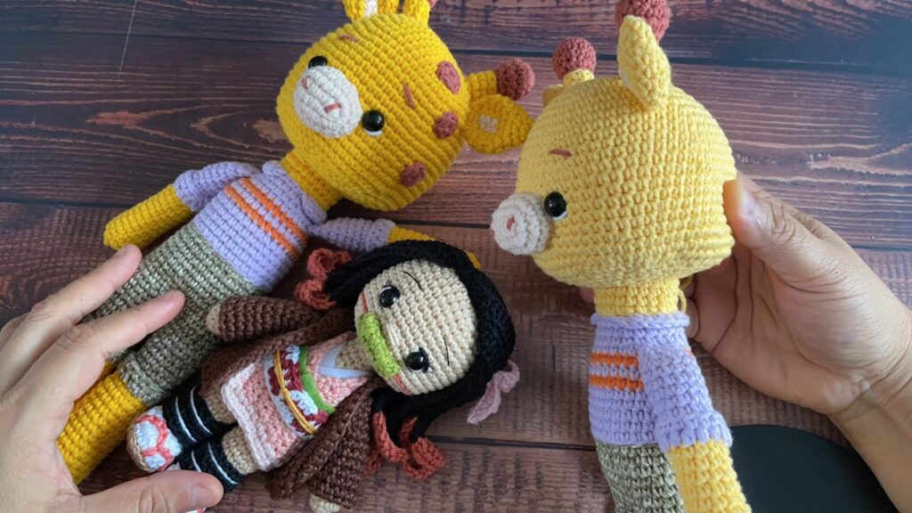 Tejer a crochet - cómo usar relleno de peso en tus muñecos tejidos  amigurumis 